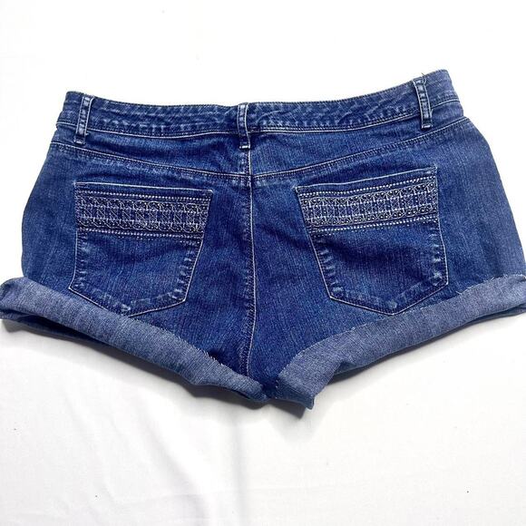 Gloria Vanderbilt Size 10 Slimming Vintage Y2K Shorts - Picture 1 of 5